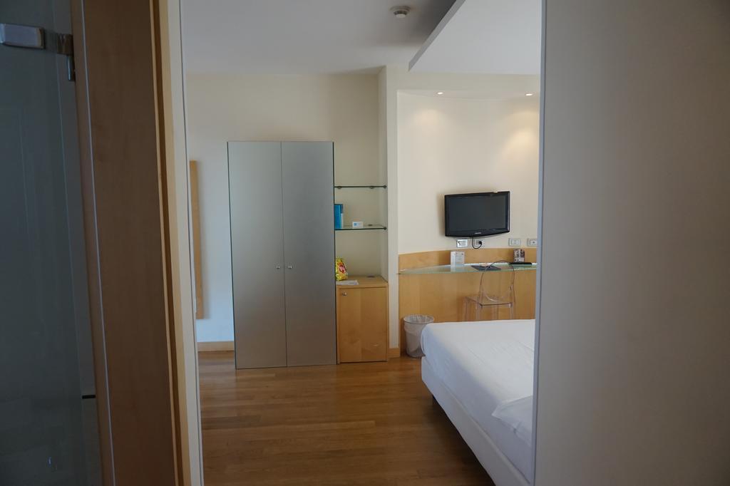 Leonardo Boutique Hotel Rome Termini Ngoại thất bức ảnh